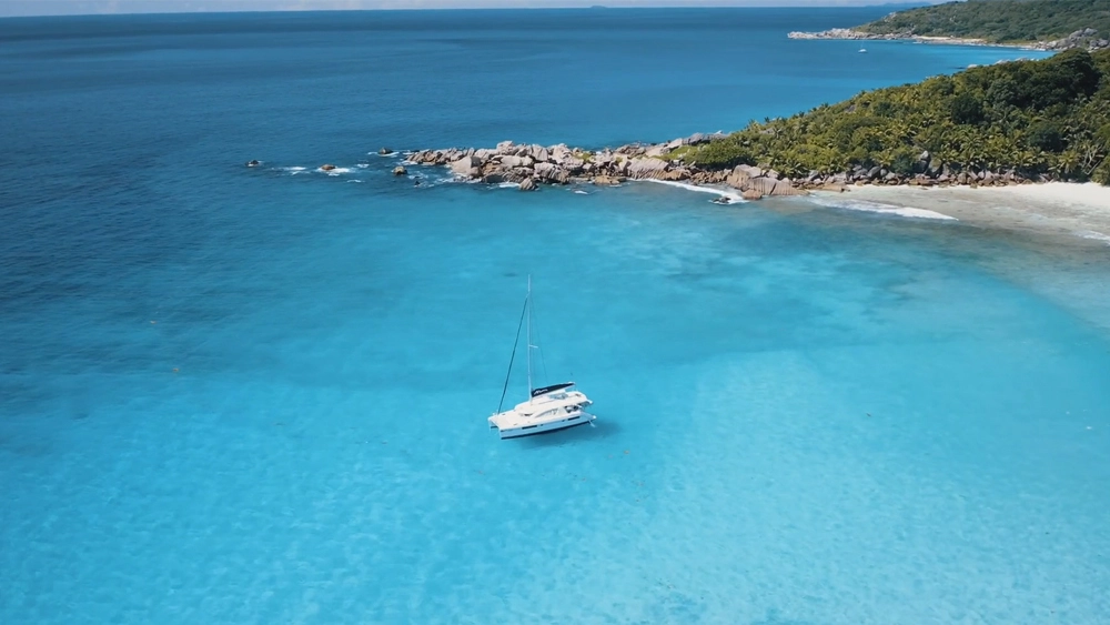 Still from the Vocus Case Study video - Whitsundays Group