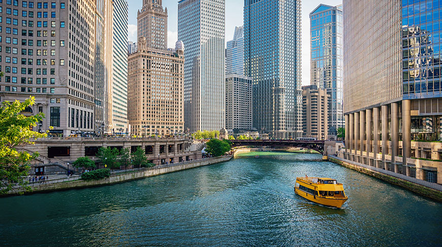 24935-US-IL-Chicago-River-c.jpg