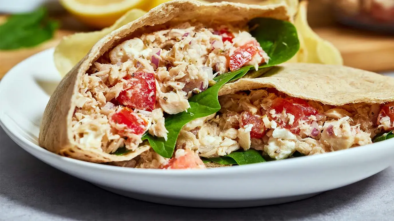 greek_tuna_pockets_0398_1376x774_.webp