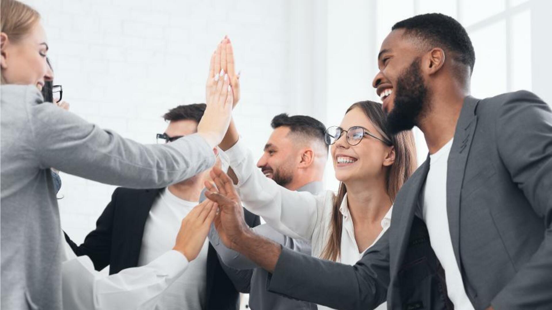 Peer Recognition: An Employee Engagement Secret Weapon