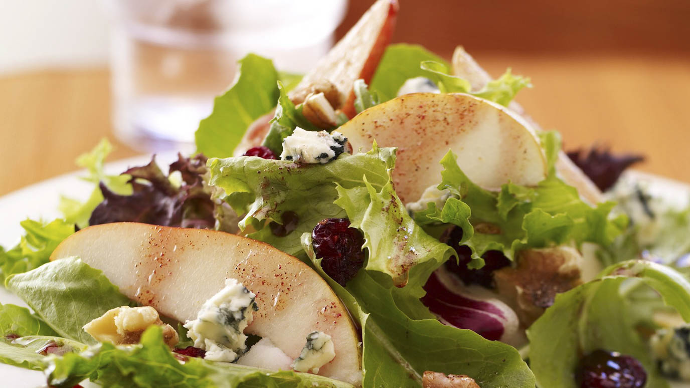 pear_and_field_green_salad_with_pomegranate_vinaigrette_2000x1125.jpg