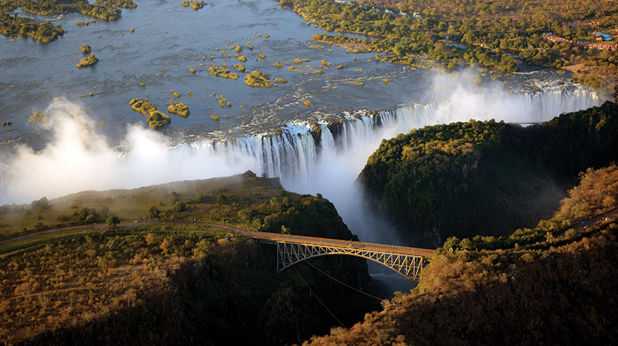 13938-SA_Victoria-Falls-c.jpg