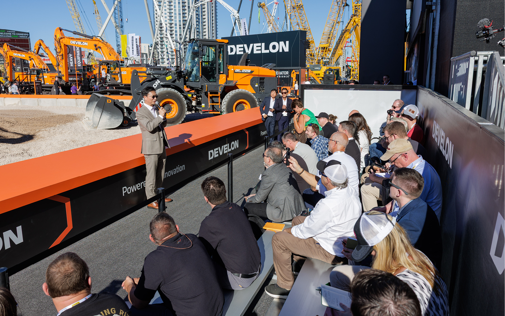 HD Construction Equipment CEO Jay-young Moon speaks to DEVELON press conference attendees.