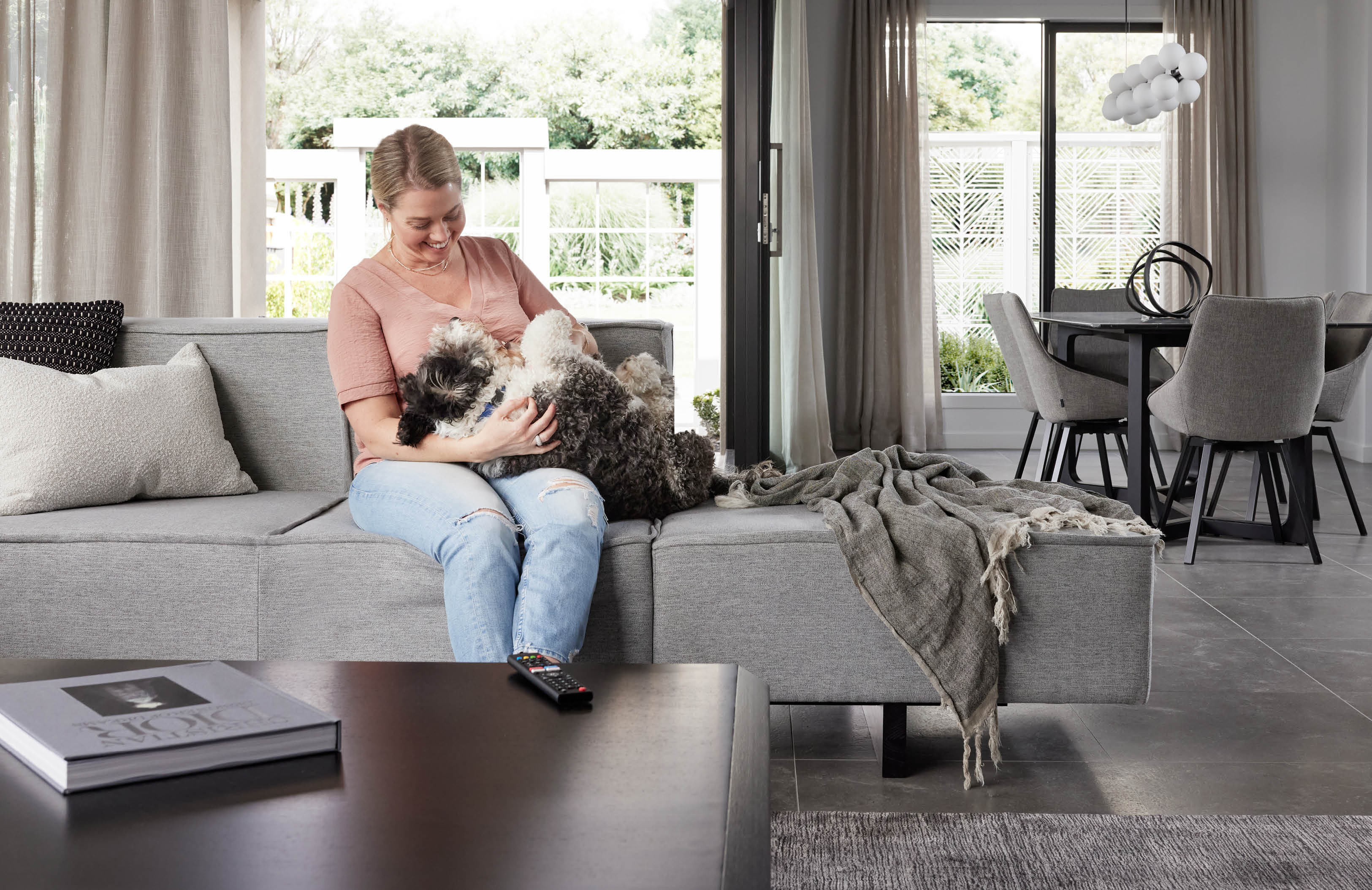 CHB462 - Living with pets - Pet-friendly interior design ideas_Body1.jpg
