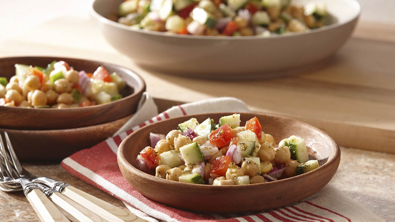 garlic_and_herb_chickpea_salad_2000x1125.jpg