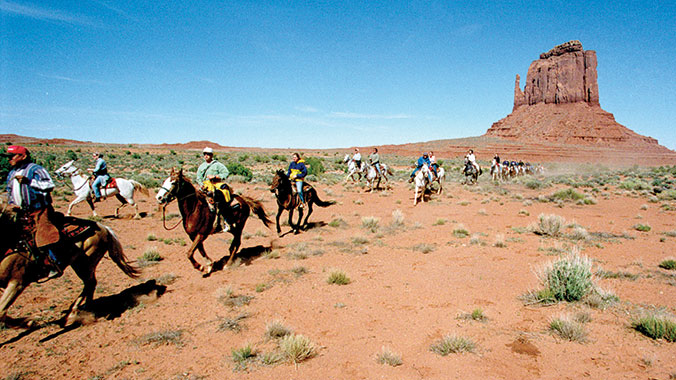 6262-arizona-volunteering-navajo-nation-schools-monument-valley-c.jpg
