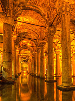 24201-online-istanbul-basilica-cistern-vert.jpg