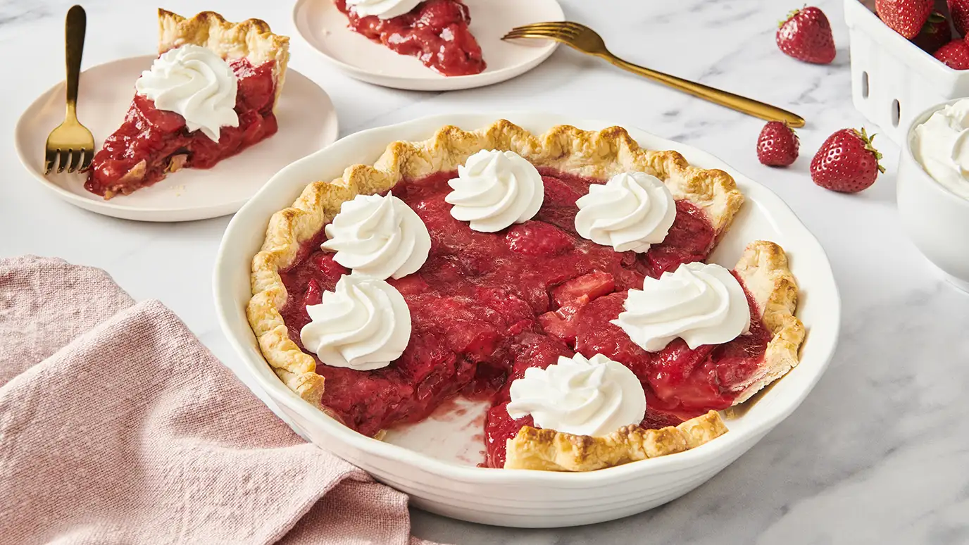 McCormick_Vanilla_Strawberry_Pie_2024_1376x774.webp