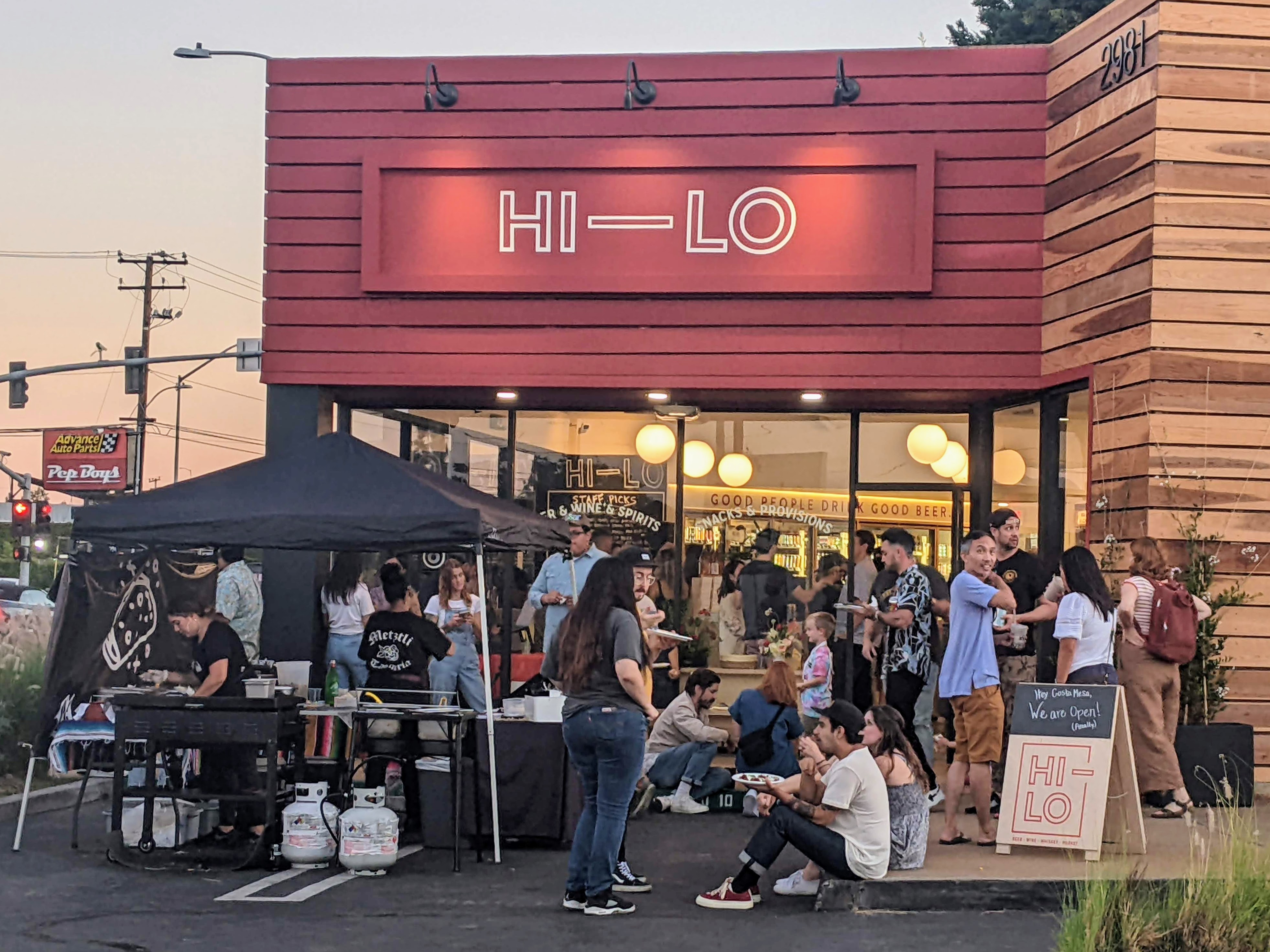 Hi-Lo Liquor Market community event