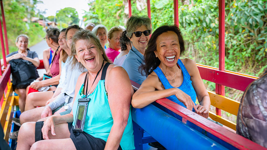 23940-CR_Pacuare-River_White-Water-Rafting-3c.jpg