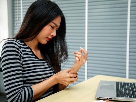 Kenali gejala sindrom lorong karpal (Carpal Tunnel Syndrome)