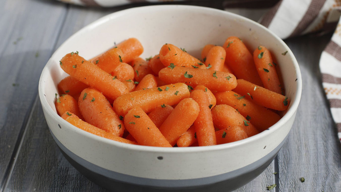 ginger_glazed_carrots_recipes_2000x1125.jpg