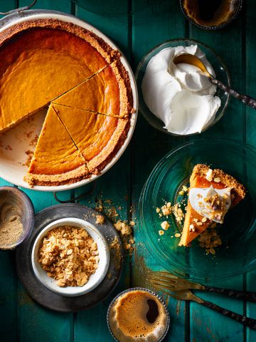 <p>Carson Downing. Food Styling: Kelsey Moylan</p>