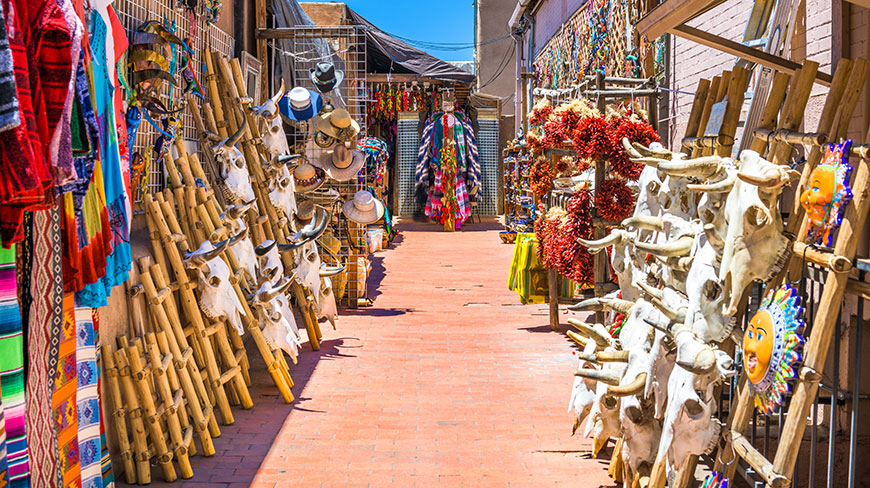 23838-US-NM-SantaFe-Market-6c.jpg