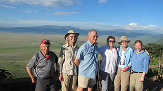 22428-tanzania-family-Ngorongoro-Crater-smhoz.jpg