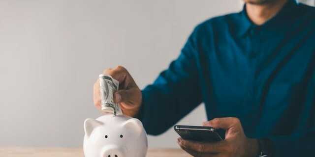 Cash Is Paying More Again — Does That Change How Much Belongs in Savings?