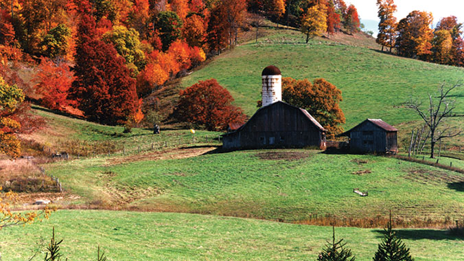 20031-best-fall-foliage-new-england-vermont-farm-c.jpg