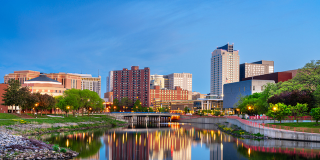 Rochester, Minnesota, USA Cityscape on the Zumbro River