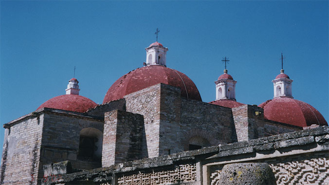 8695-mexico-dia-de-los-muertos-oaxaca-mitla-cathedral-c.jpg