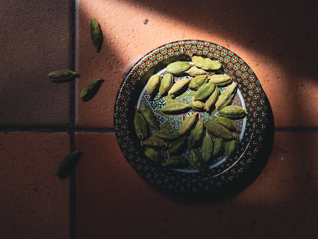 faezeh-taheri-0_q6vsAHXm0-unsplash.jpg