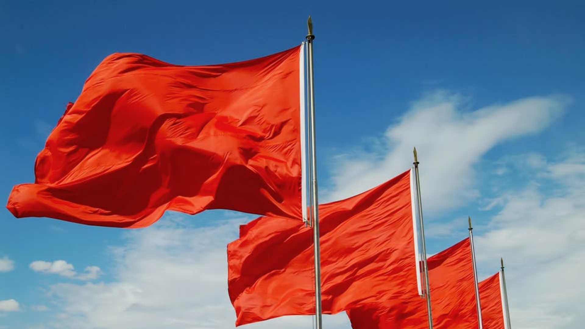 Changing Jobs: 3 Red Flags To Consider Before Jumping Ship
