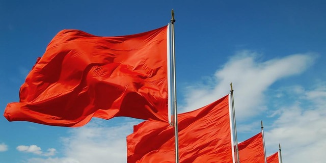 Changing Jobs: 3 Red Flags To Consider Before Jumping Ship
