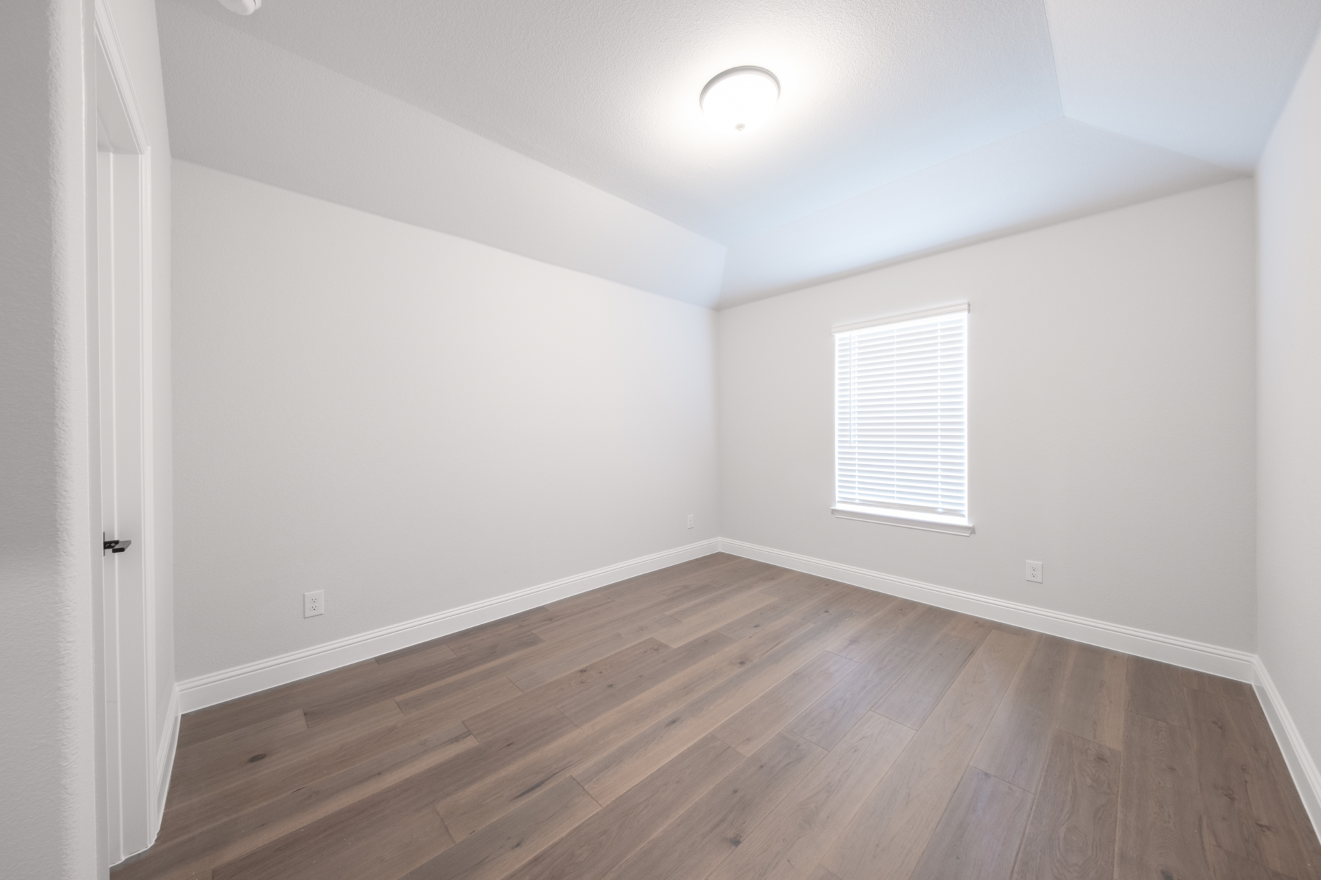 083f9a9c-503b-4532-a3b1-5770586182d8