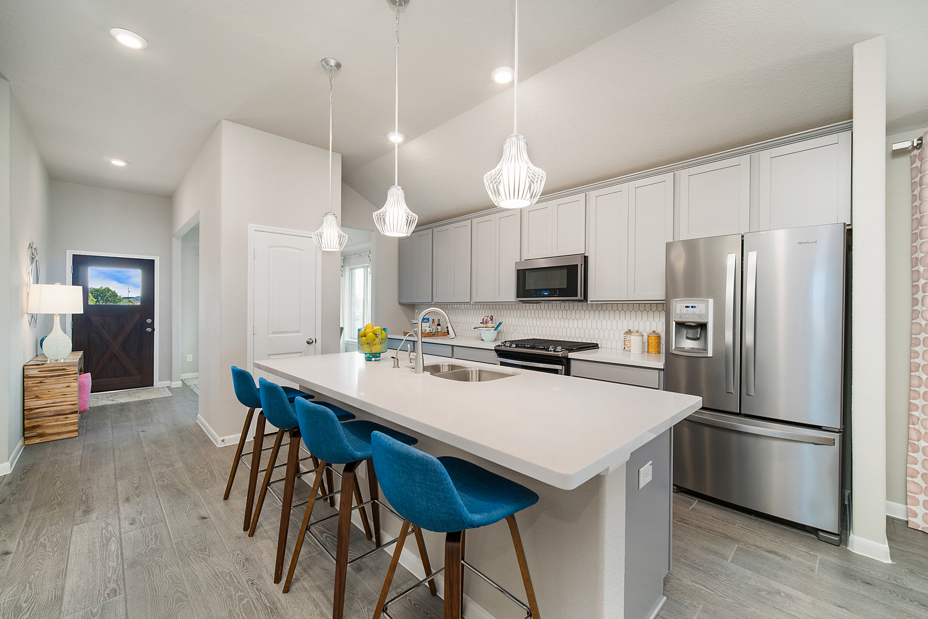 1e560997-0acc-4767-826b-2452e8897193