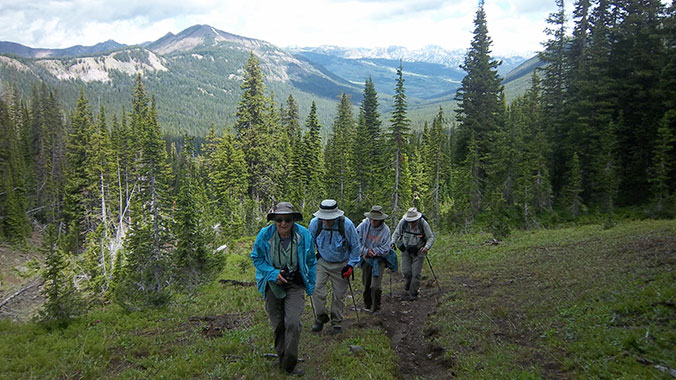 Hiking Beartooth Mountains Wyoming