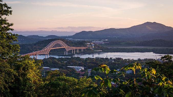 Sloths & Snorkels: The Best of Panama With Your Grandchild