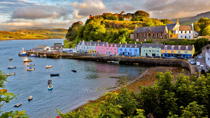Scotland at a Slower Pace: A Journey From Glasgow to Edinburgh
