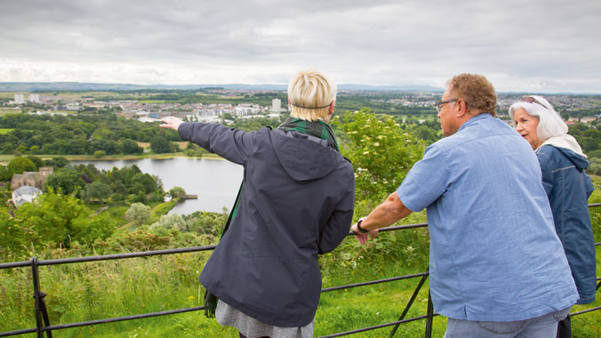 Scotland at a Slower Pace: A Journey From Glasgow to Edinburgh