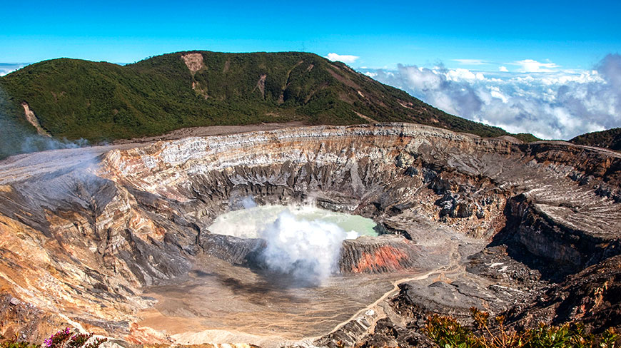 25159-CR-Poas-Volcano-Crater-lghoz.jpg