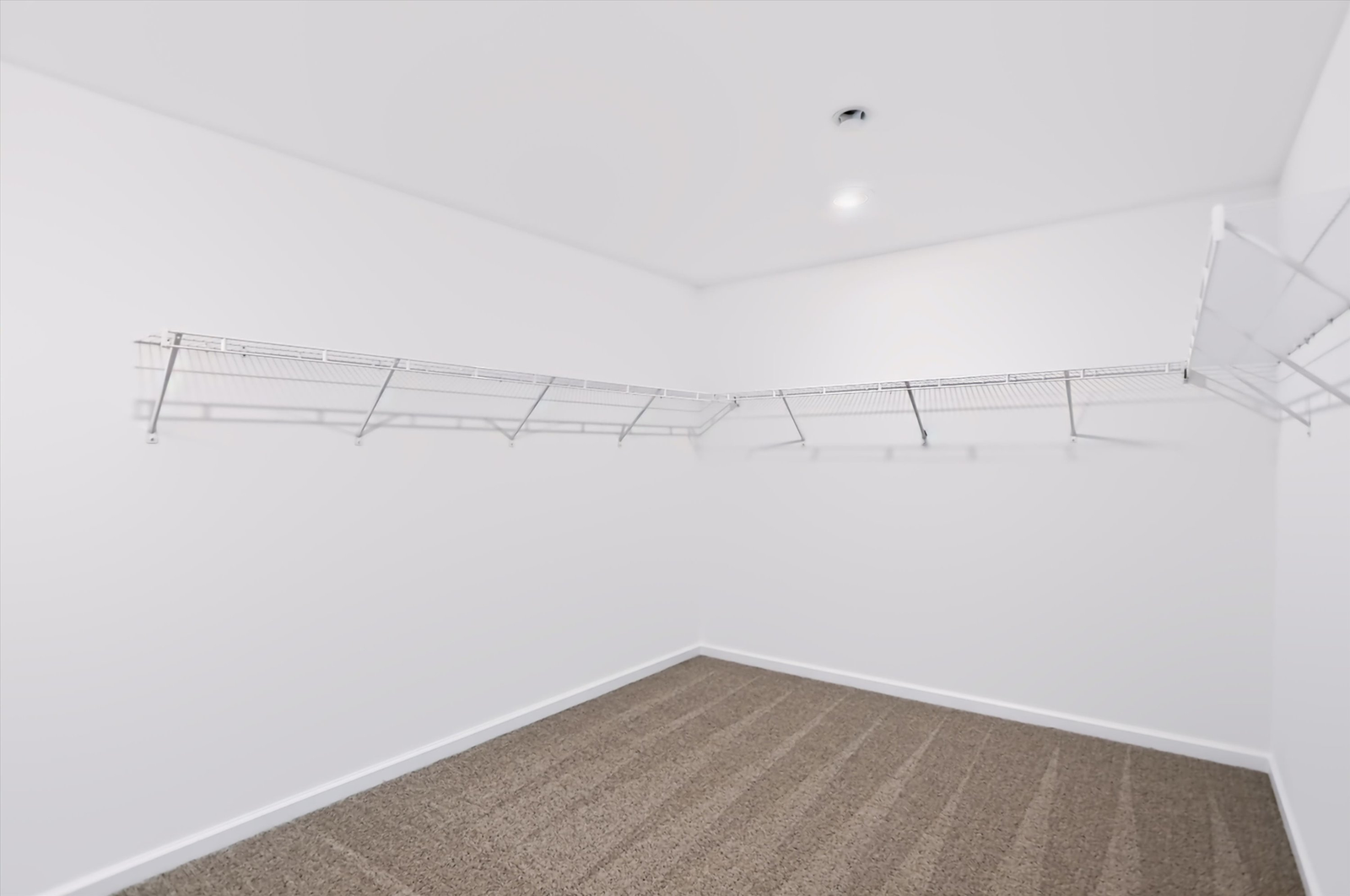 26 - pr closet 1.jpg