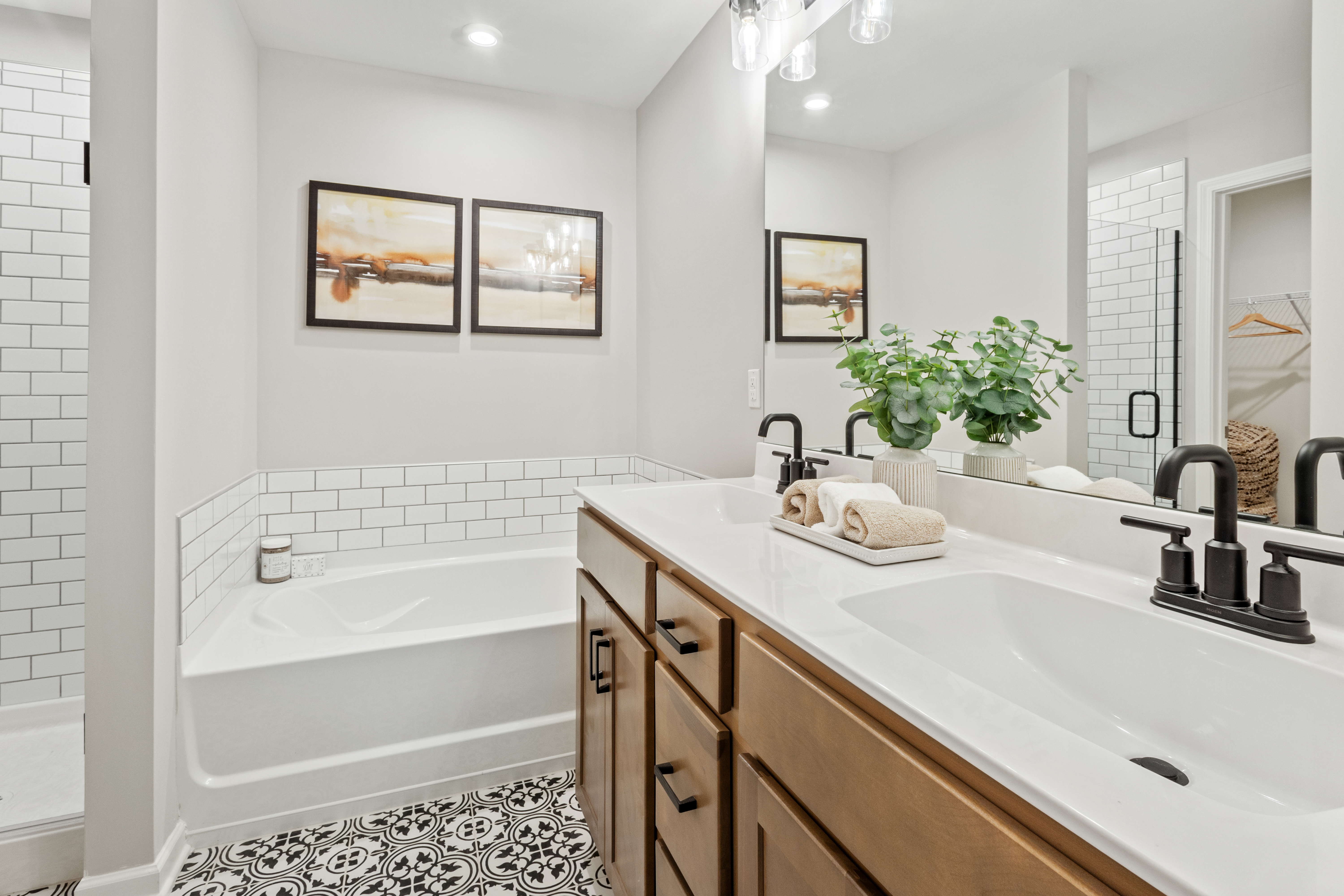 Harding Primary Bathroom