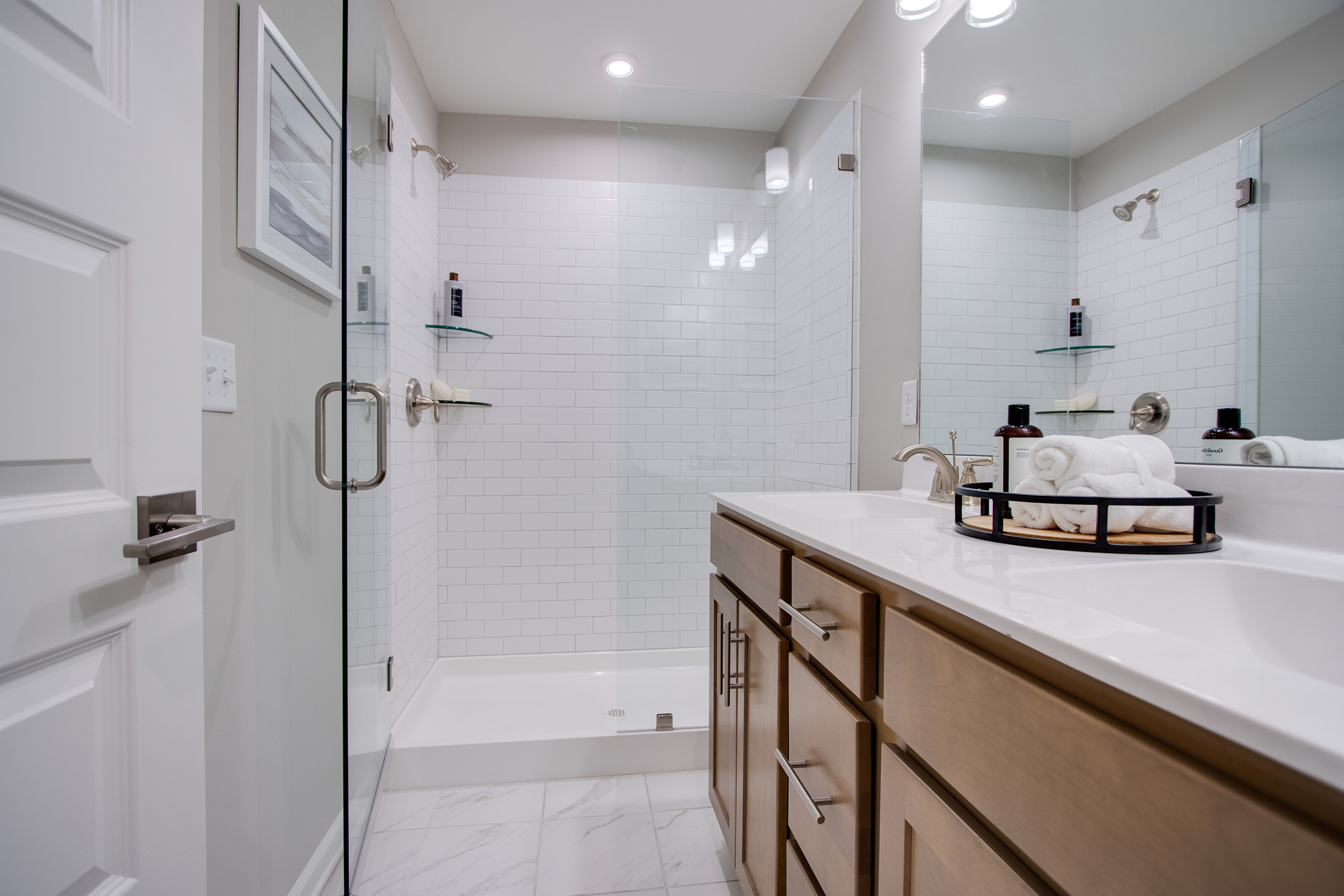 2e03893a-5f9f-45fc-b95f-1a9f6225d759