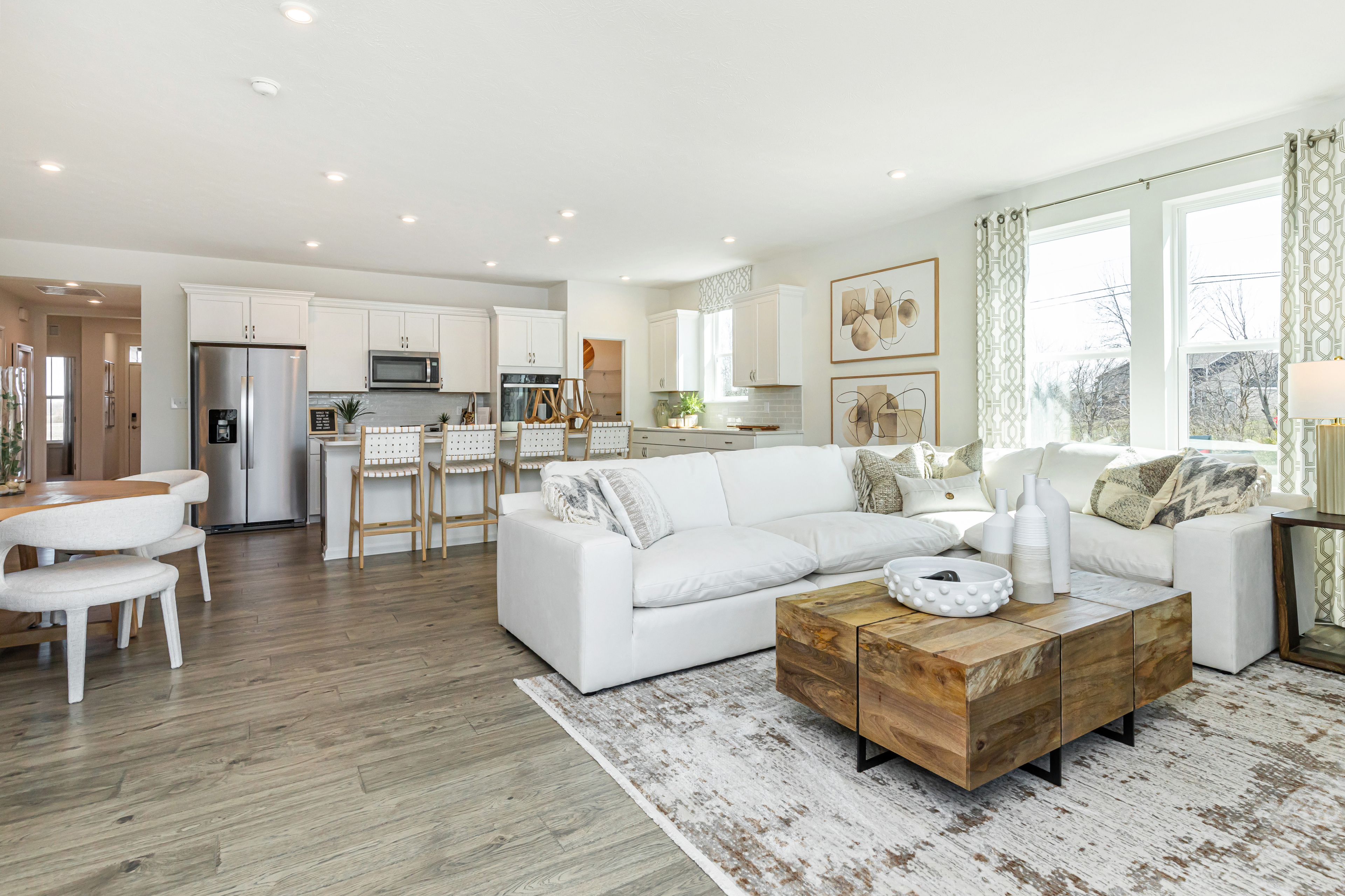 304f6456-f3ee-4ea4-ab9e-b57eaf21e531