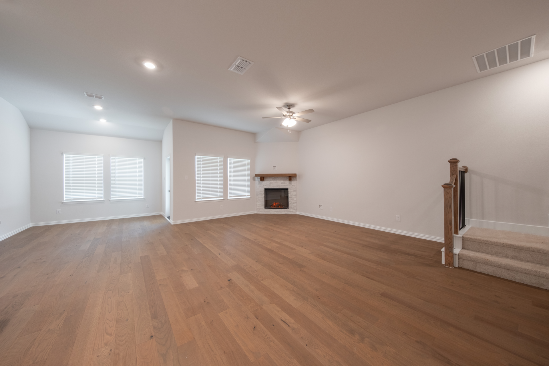 3f0b0721-1028-4c81-abe4-63a4d47dea17