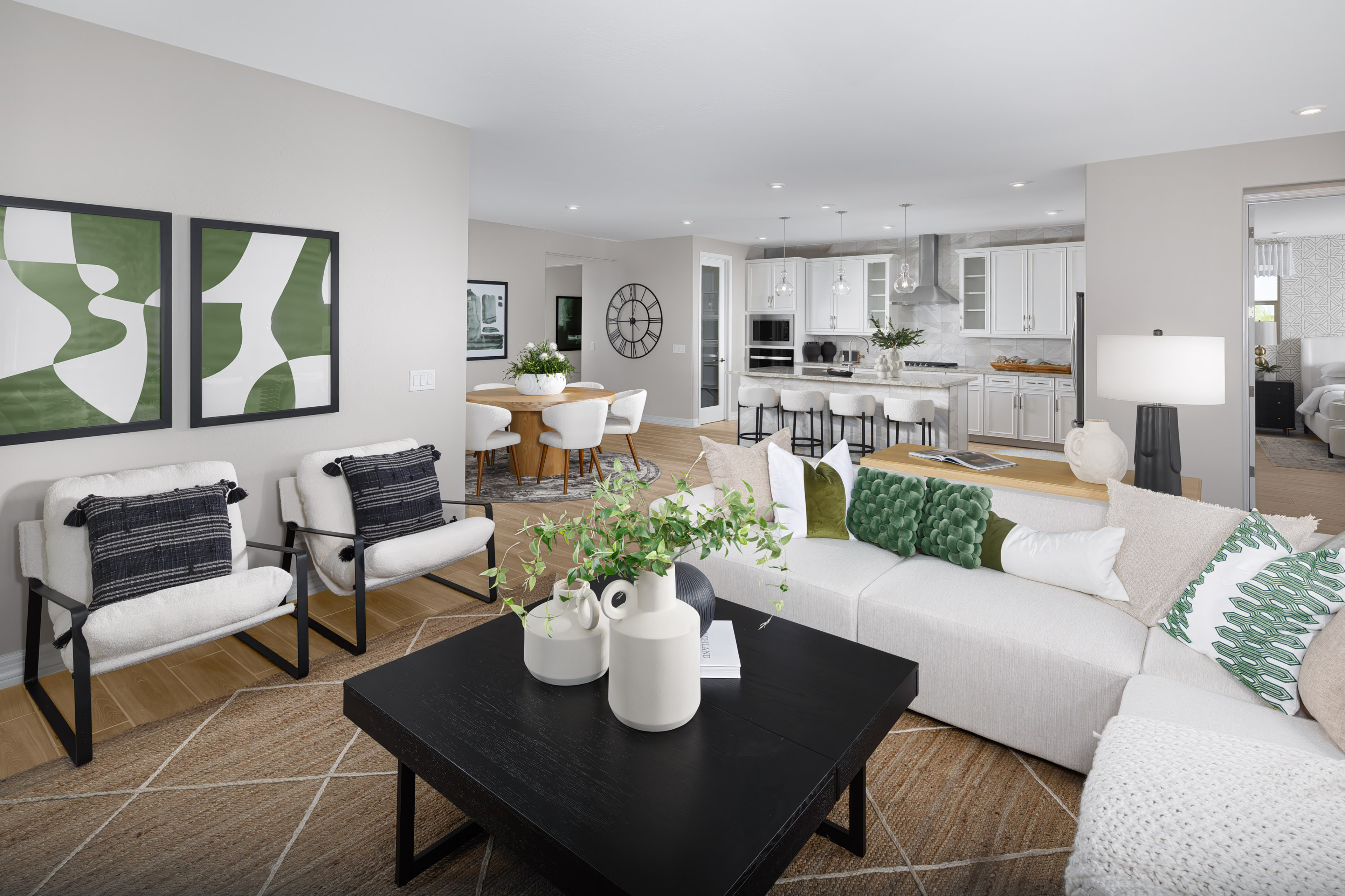 4d5c2749-d178-44f5-a170-8773ac2eb48f