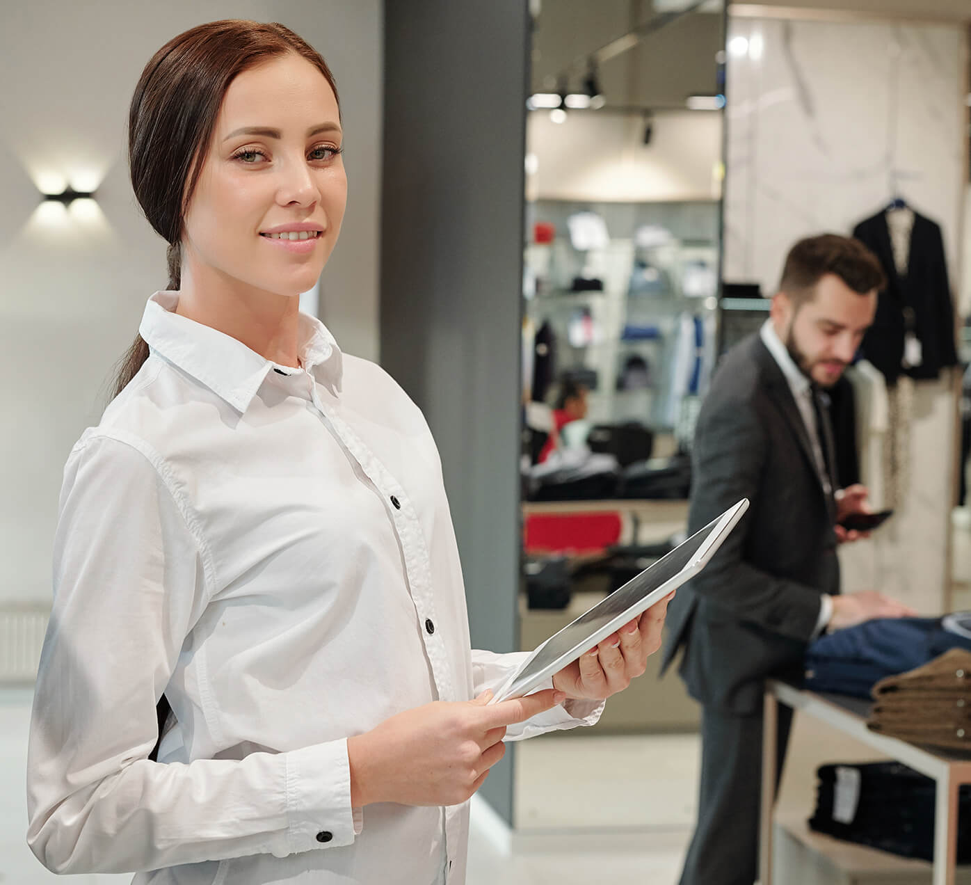 Clothing retailer with an iPad