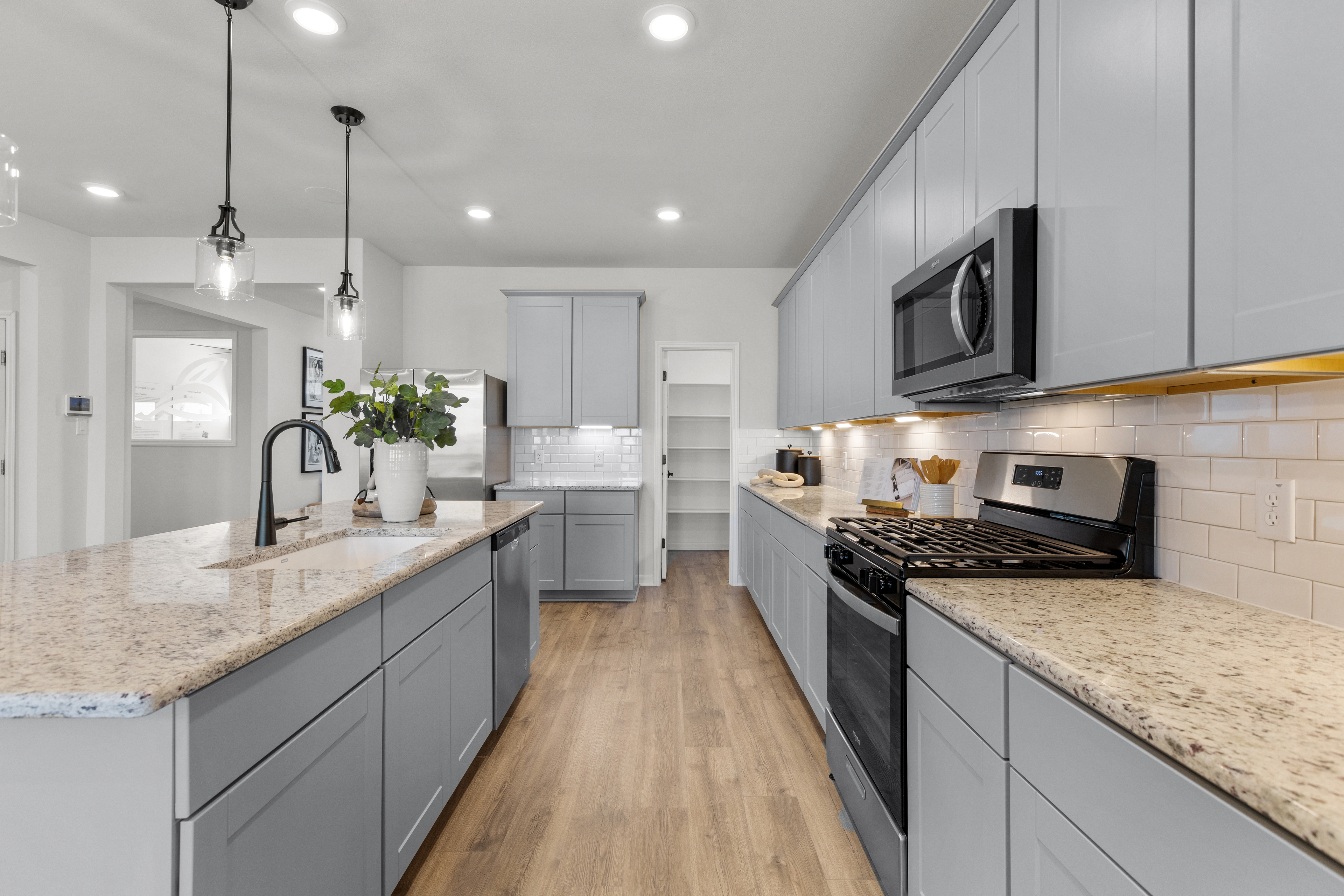 574a889c-8cbb-4778-a544-3fc361871188