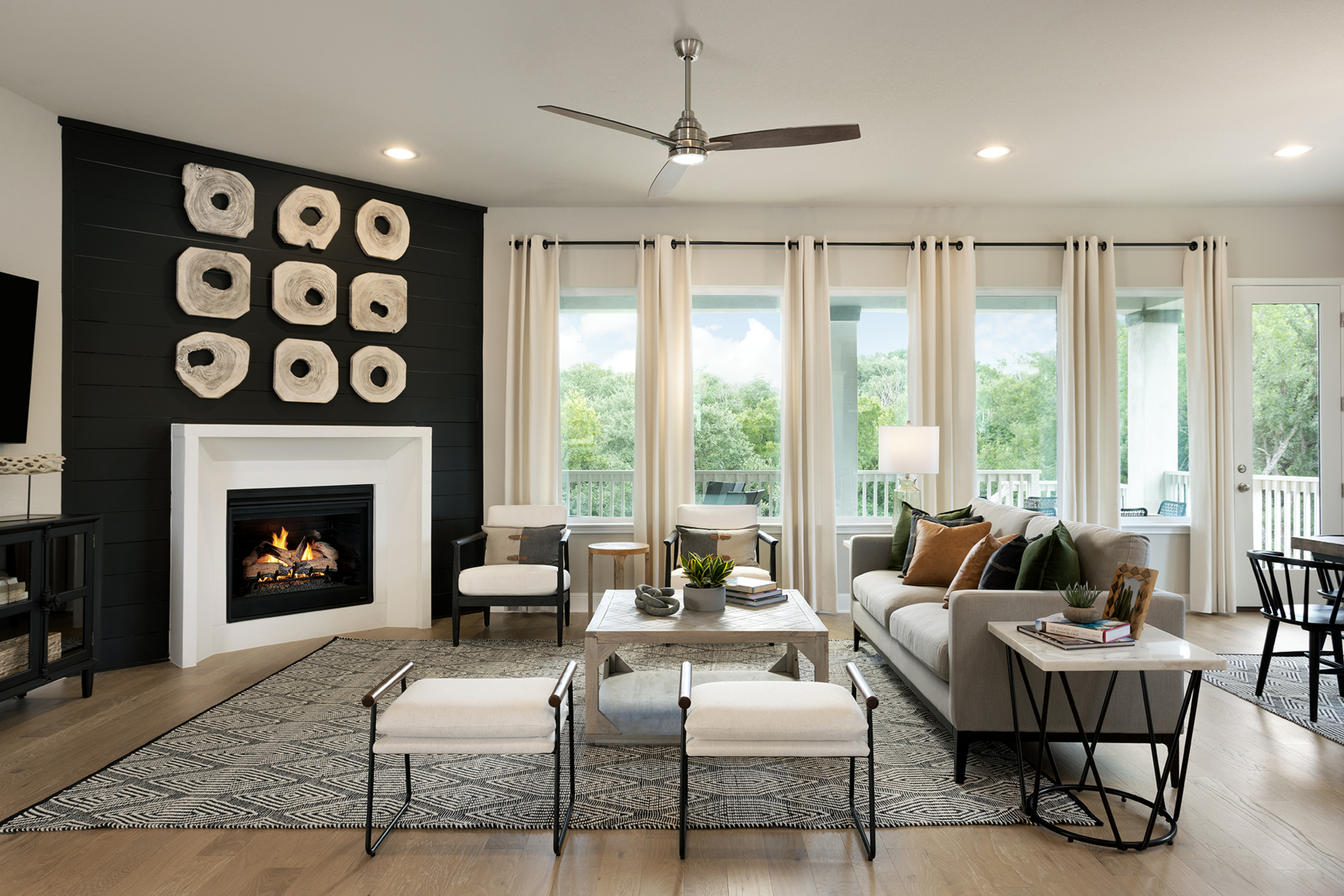 57957e1b-1e2e-4b16-b83b-1ca926552214