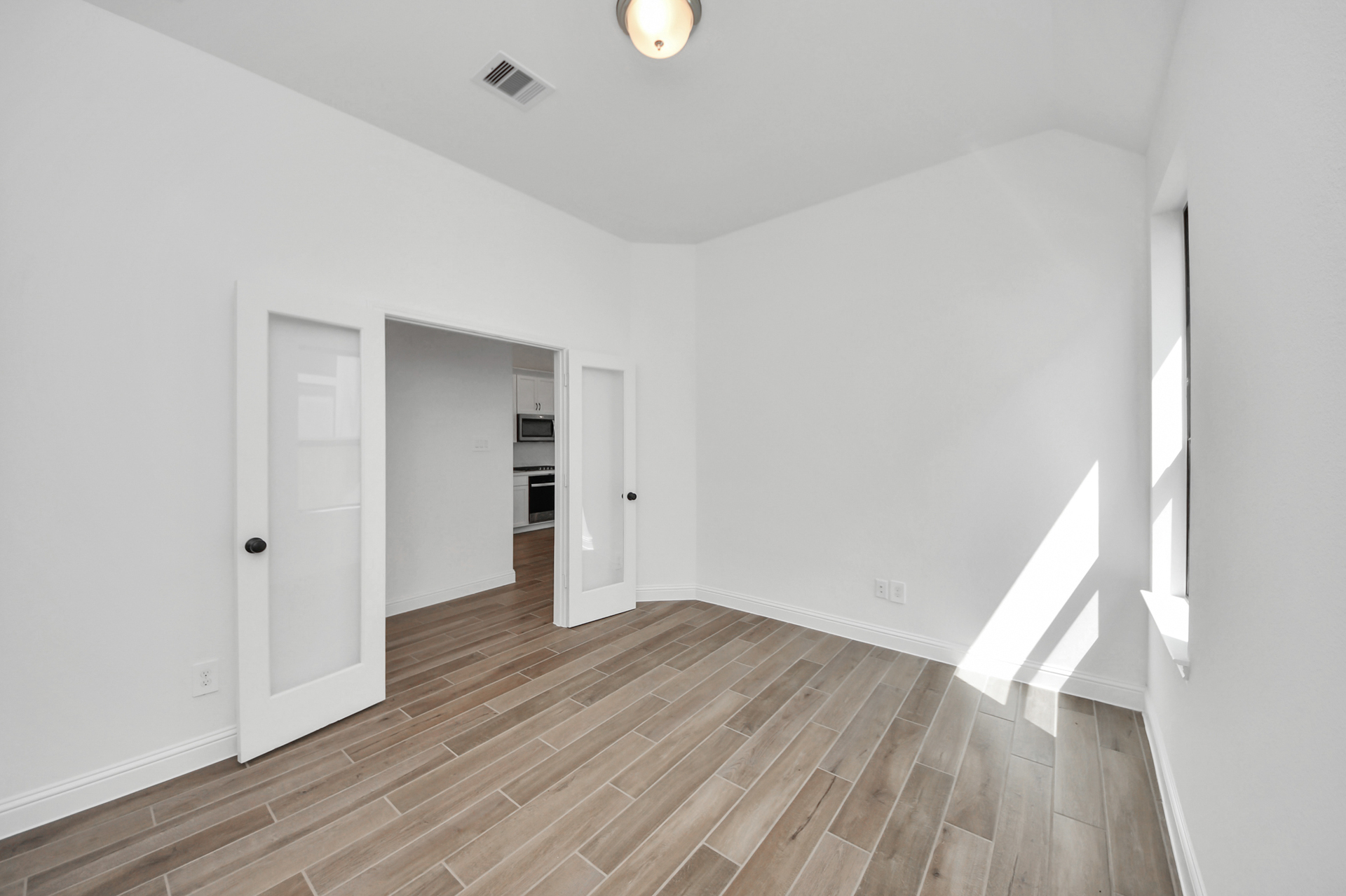 60bf215c-773e-4bef-9e63-bcb7964fc278