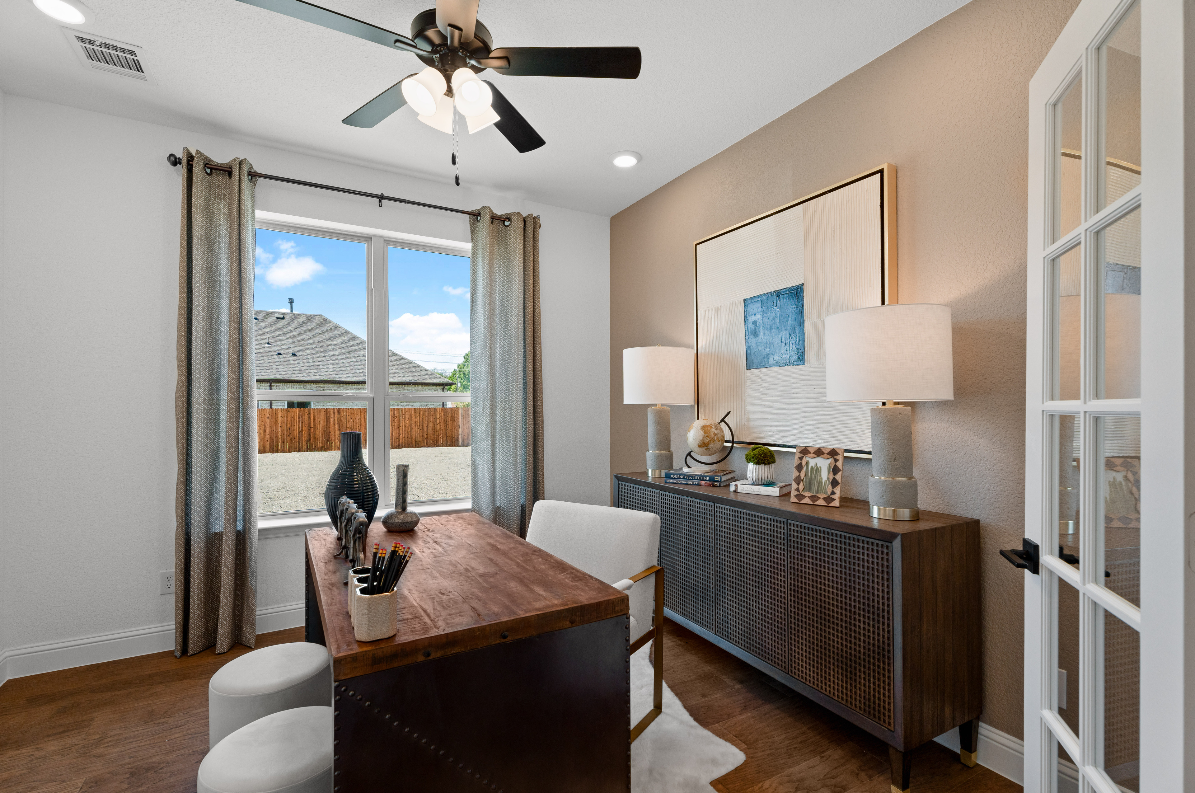 614c9e9f-f428-47d5-a52f-00b1028593d1