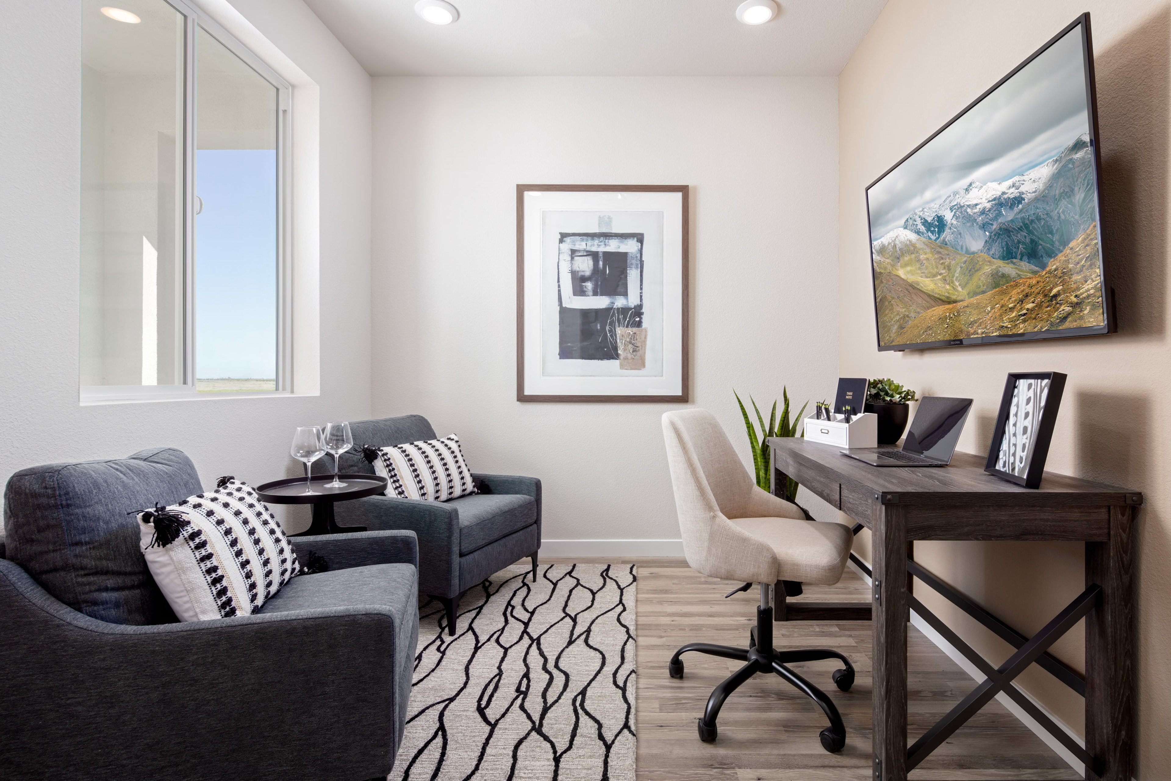 66e7a535-590d-4af9-bac0-215dd0832f5f