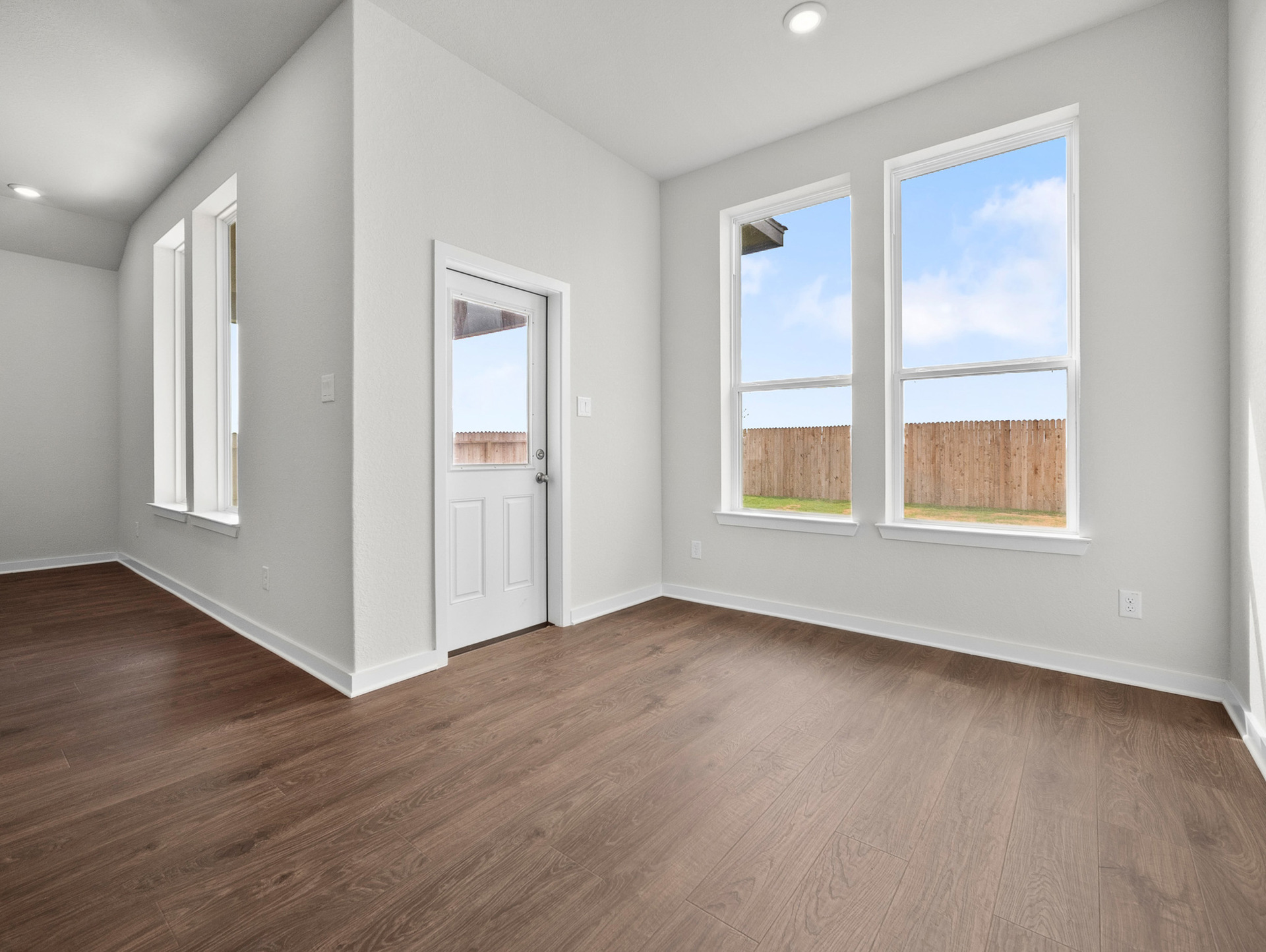 7577732b-89f6-409e-93bc-8b0a5eeb4acd