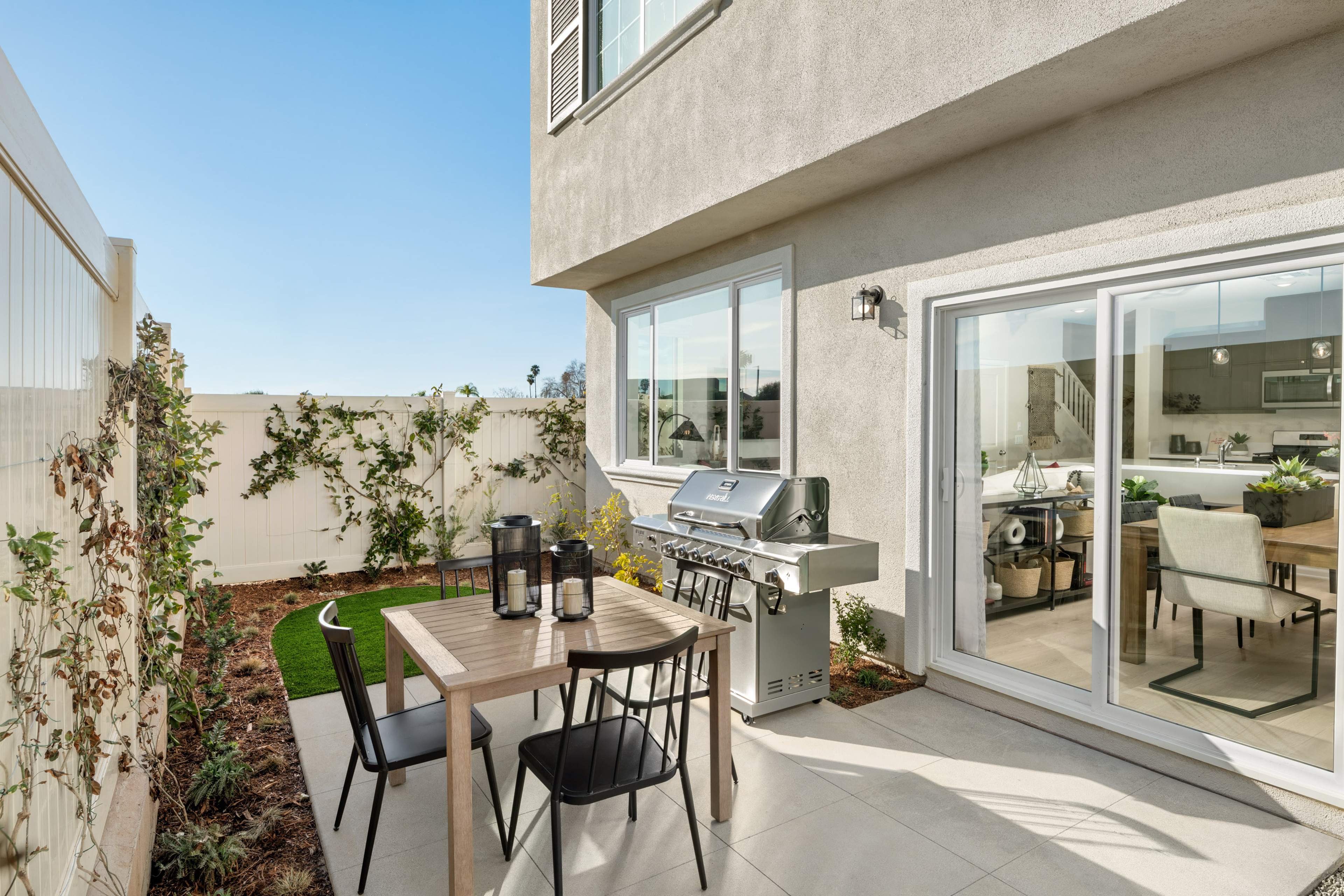 7b1412ed-dd38-4c97-877c-3b37777dc4af