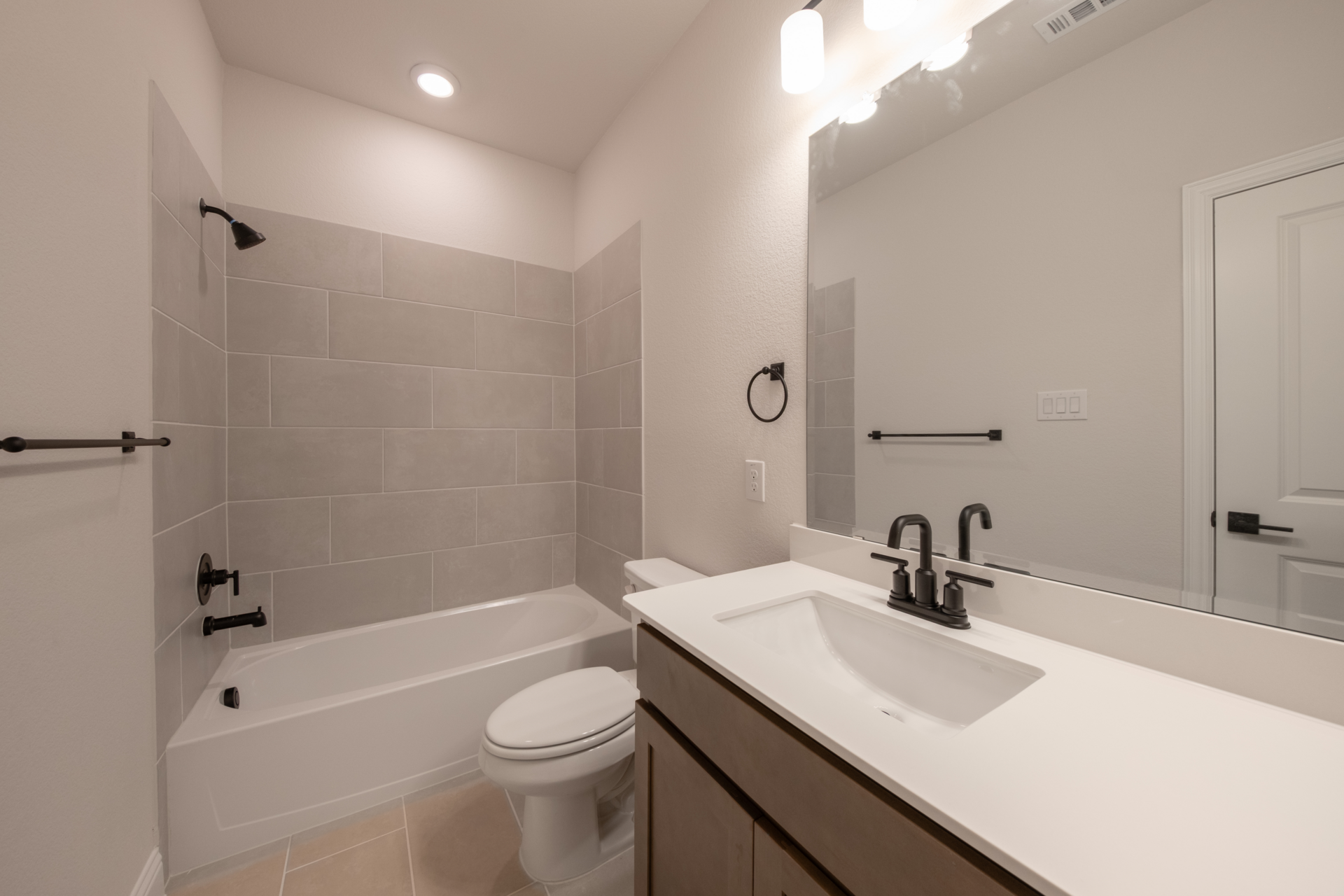 7ce2f342-1900-4a7c-8909-7eb6fd3a2a7e