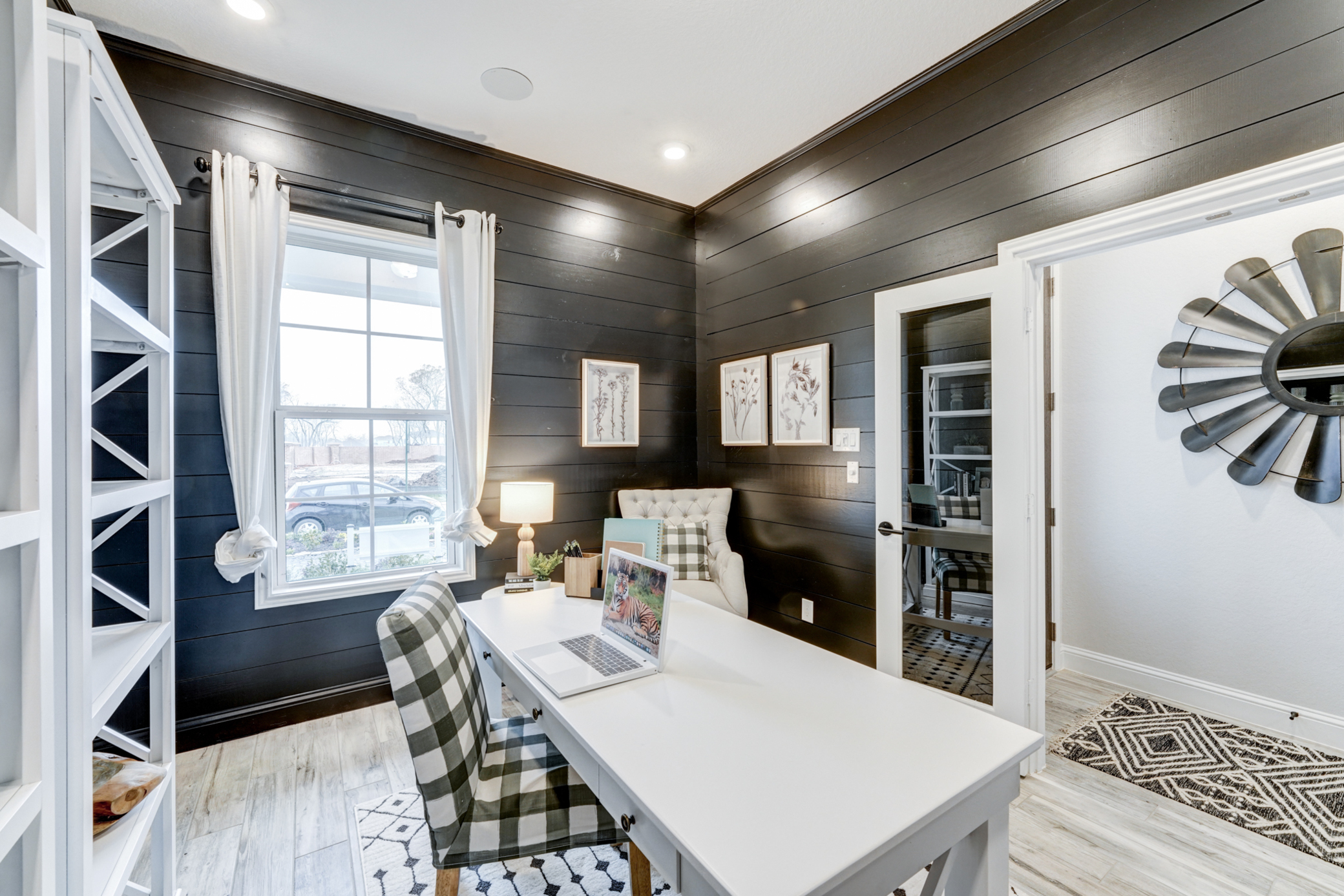 7db3fc1b-7548-44a4-b5b3-6e3d1b9a54a0