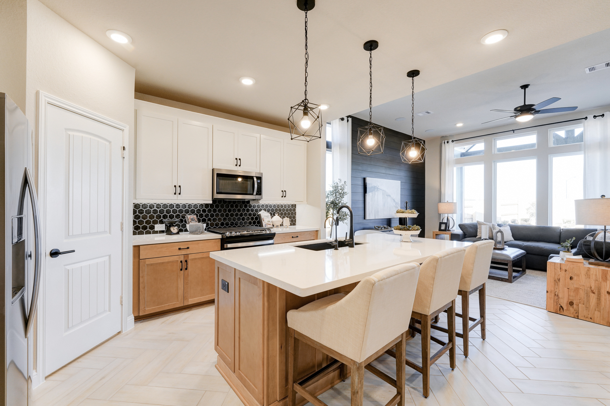 84854294-e1b7-45db-982f-690acc9e3b52